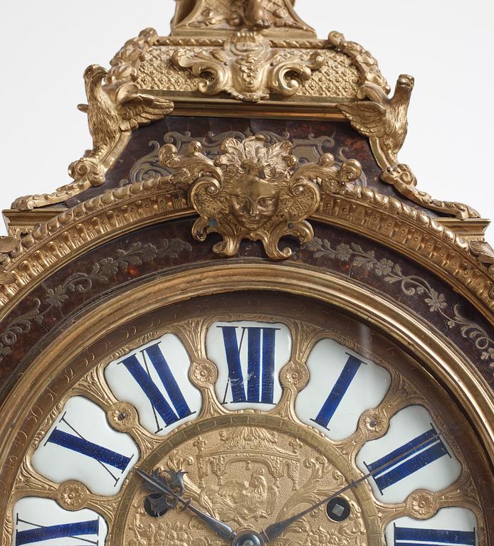 A French Régence mantel clock by Etienne Le Noir, active in Paris 1740.