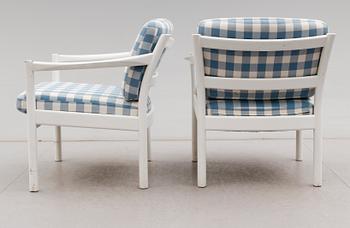 FÅTÖLJER, 1 par, 1900-talets andra hälft.