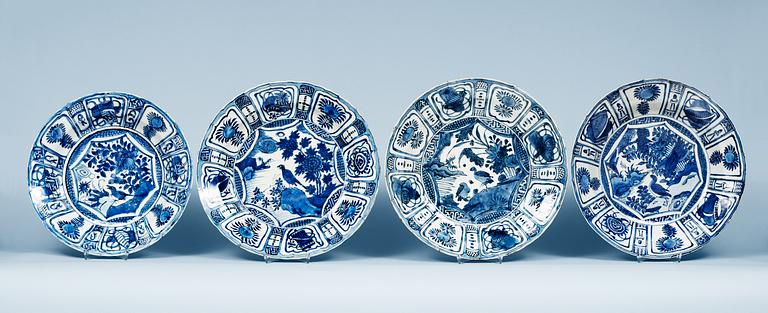A set of four blue and white dishes, Ming dynasty, Wanli (1573-1619).