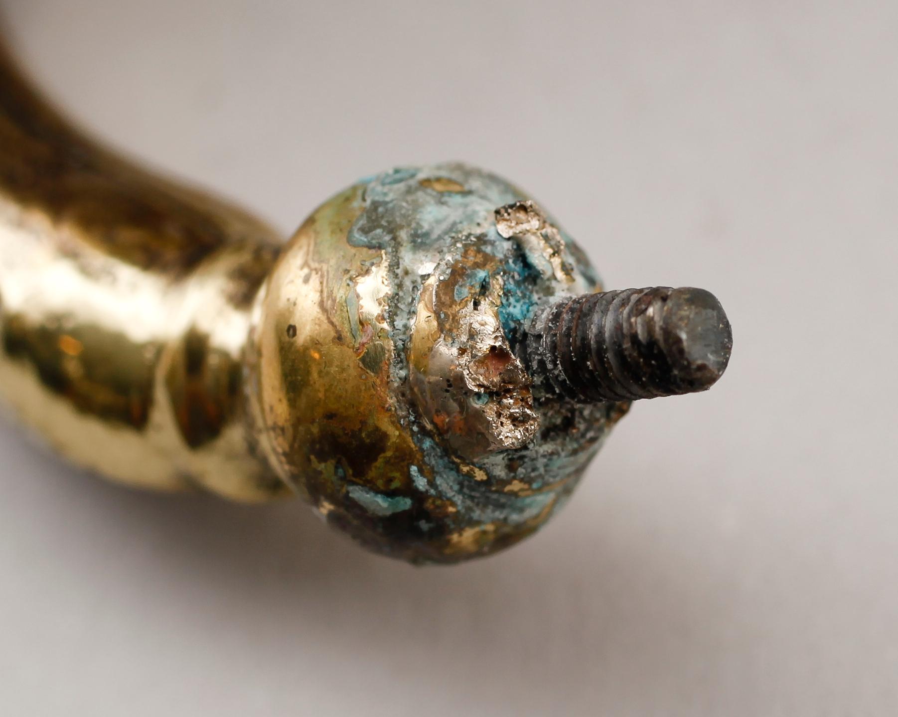 KANDELABRAR, 1 par, mässing, England, 1900-tal.