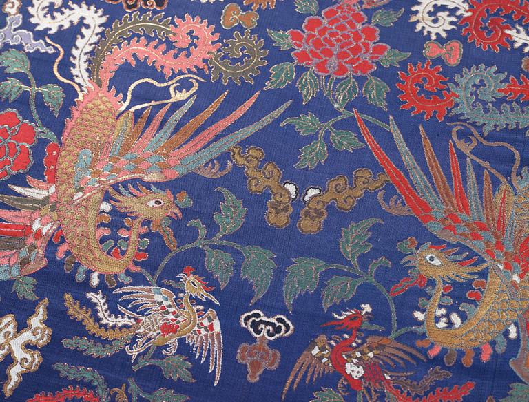 FABRIC ROLLS, 2 pieces, silk. Two uncut rolls of silk yardage. 777 x 71 and 702 x 72 cm. China late Qing dynasty.