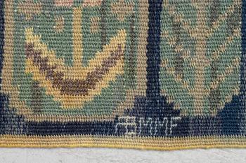 Märta Måås-Fjetterström, vävnad, "Medaljongerna", rölakan, ca 124 x 39 cm, signerad MMF.