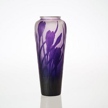 An Alf Wallander Art Nouveau cameo glass vase, Kosta, circa 1909.