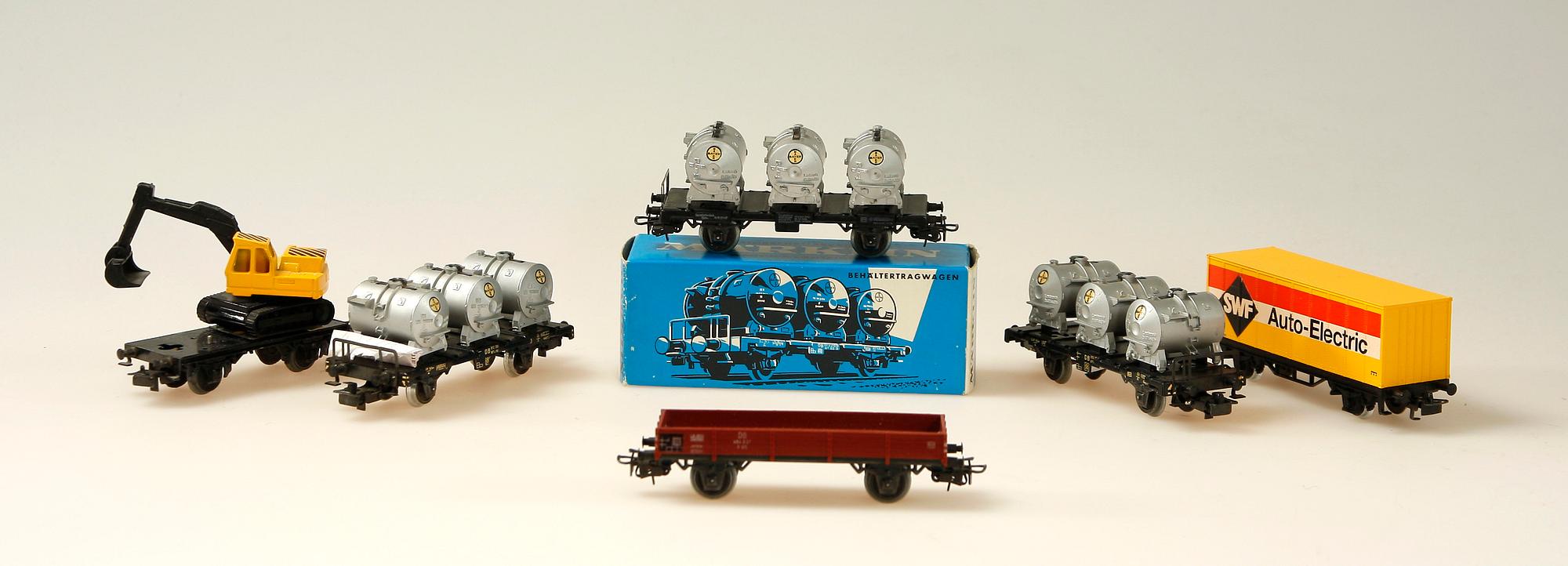 VAGNAR, 12 st, Märklin, H0.