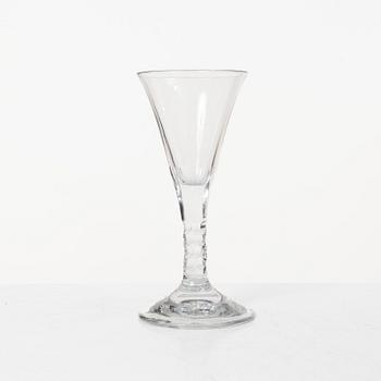 Cut glass, 1 + 4 similar, 19th century.