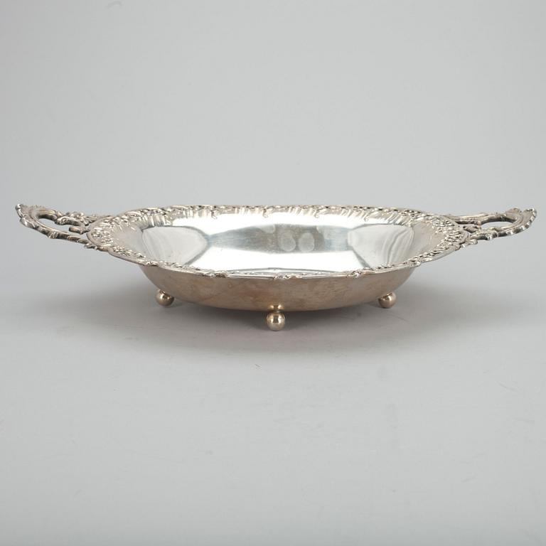 FAT, silver, oidentifierbar stämpel. Vikt 525 g.