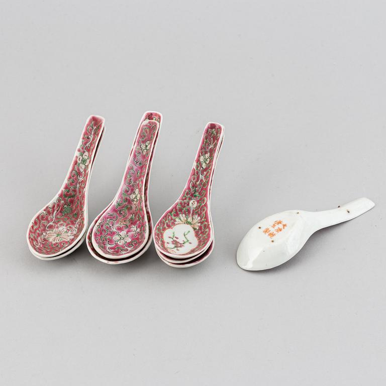 SKEDAR, 20 stycken, porslin. Kina, 1900-tal.