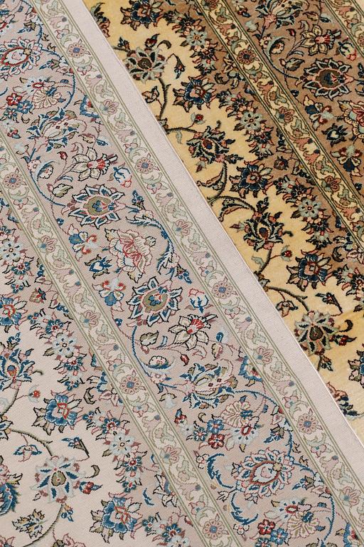 Matta, silke Keshan Signerad, ca 152 x 101 cm.