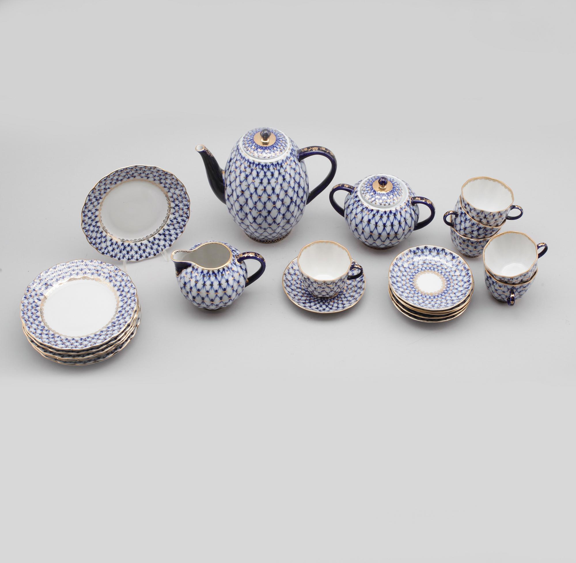 KAFFESERVIS, 15 delar, porslin, Lomonosov, Ryssland, 1900-talets andra hälft.