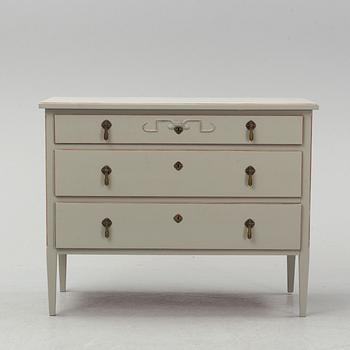 A painted chest of drawers, 1920's/30's.