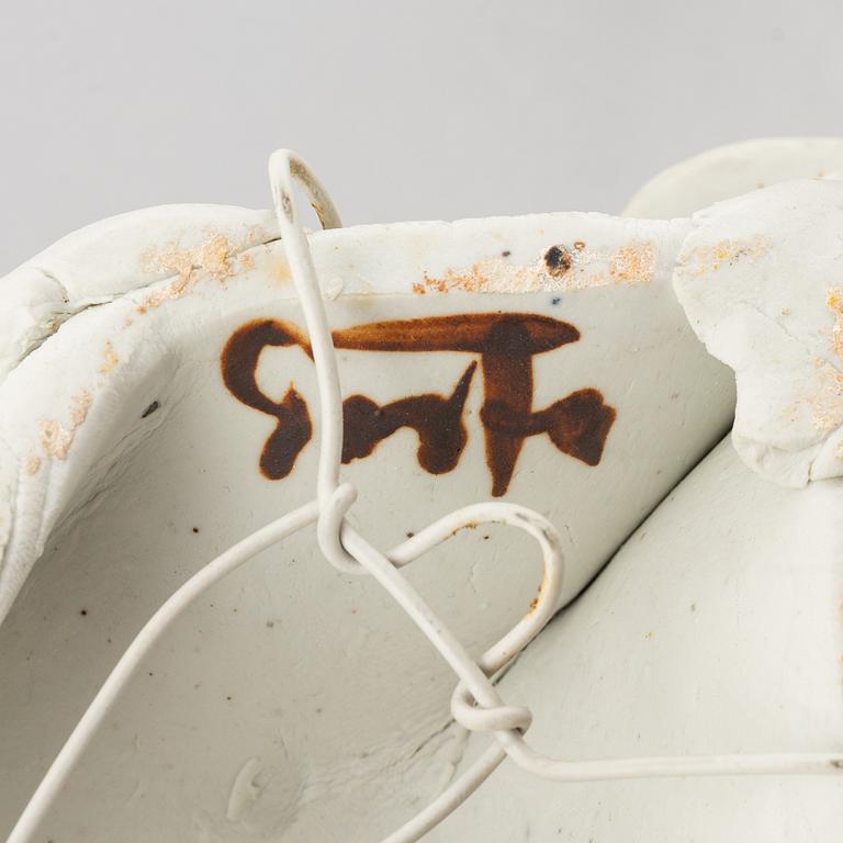 Gösta Grähs, skulpturer, 3 st, stengods, egen ateljé.