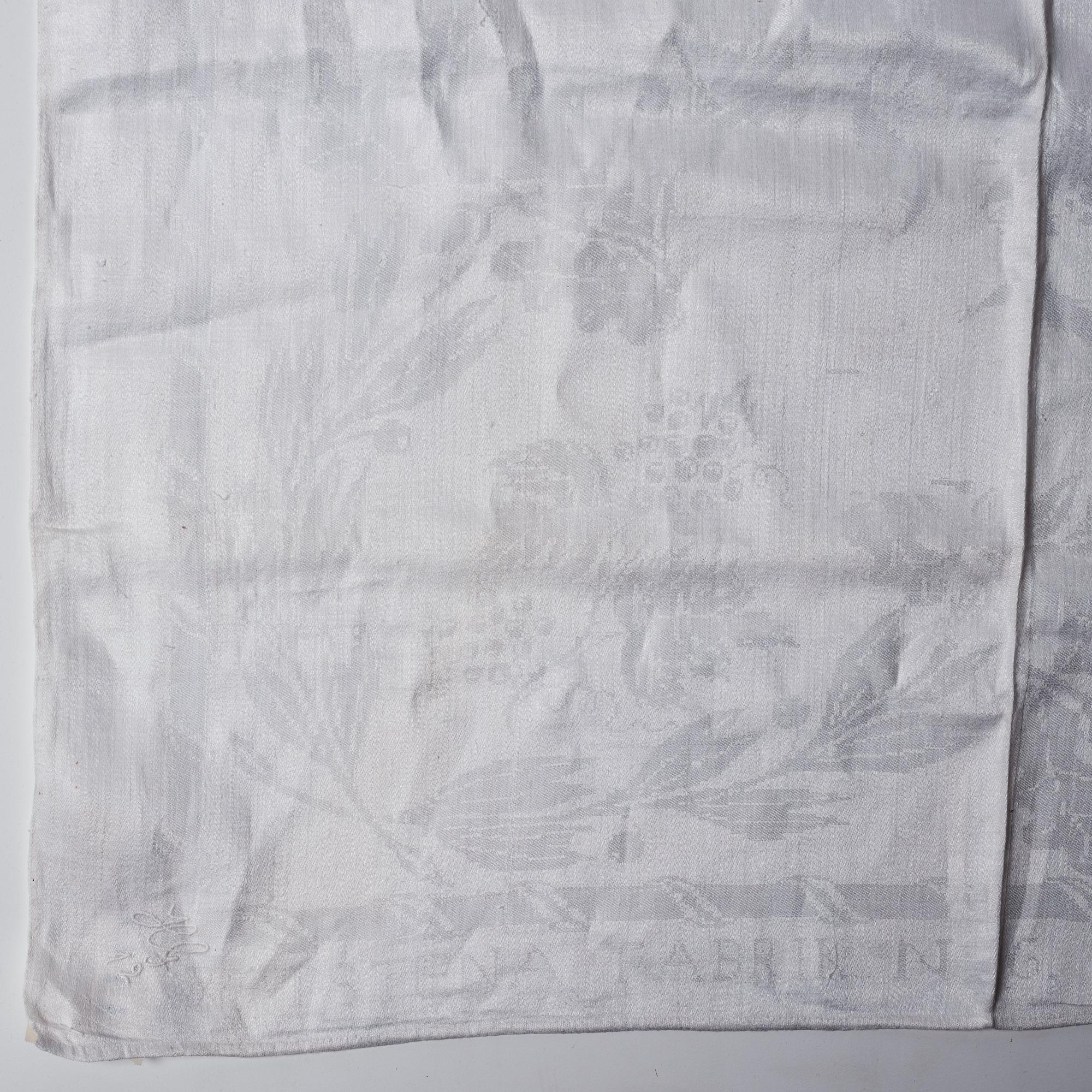 Teduk, linnedamast, "Lilla blomsterkorgen", ca 143,5 x 144 cm.