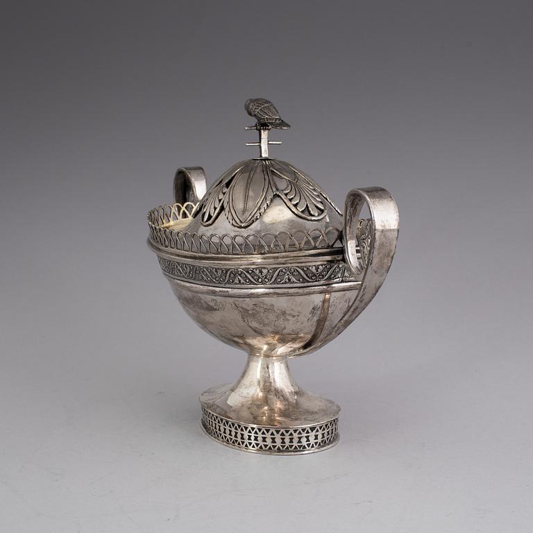 A Russian early 19th century parcel-gilt sugar bowl and cover, marked G:L, St. Petersburg.