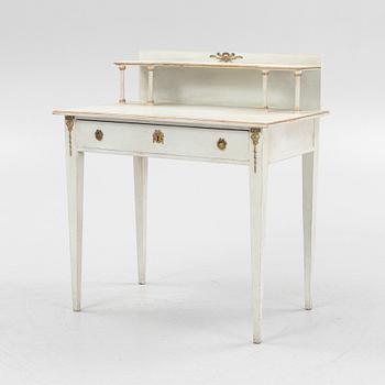 Skrivbord med uppsats, Gustaviansk stil, 1900-tal.