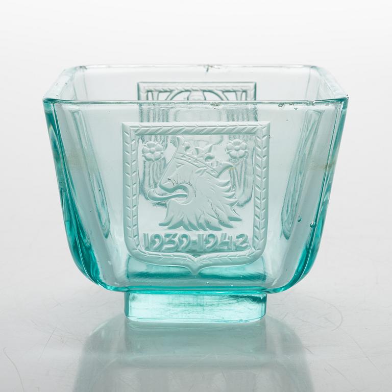 Antti Salmenlinna, malja, "Mottimalja" Riihimäen Lasi Oy 1940-luku.