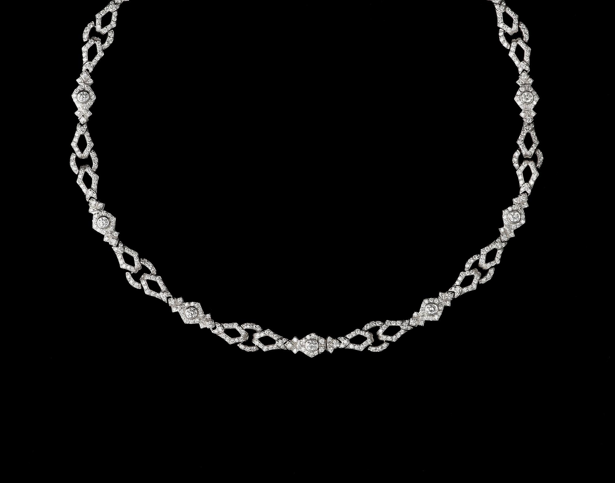 COLLIER, briljantslipade diamanter, tot. 14.20 ct. Itutagbart till collier/ två armband.