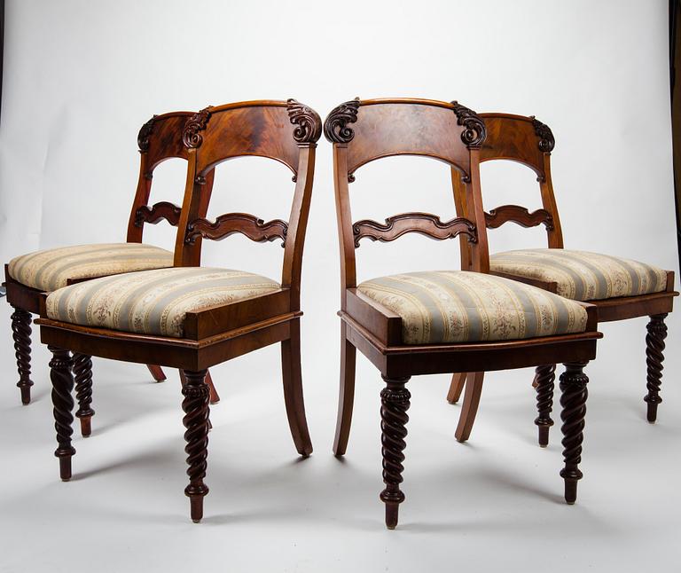 STOLAR, 4 st, samt KARMSTOLAR, 2 st, Ryssland 1800-talets mitt.