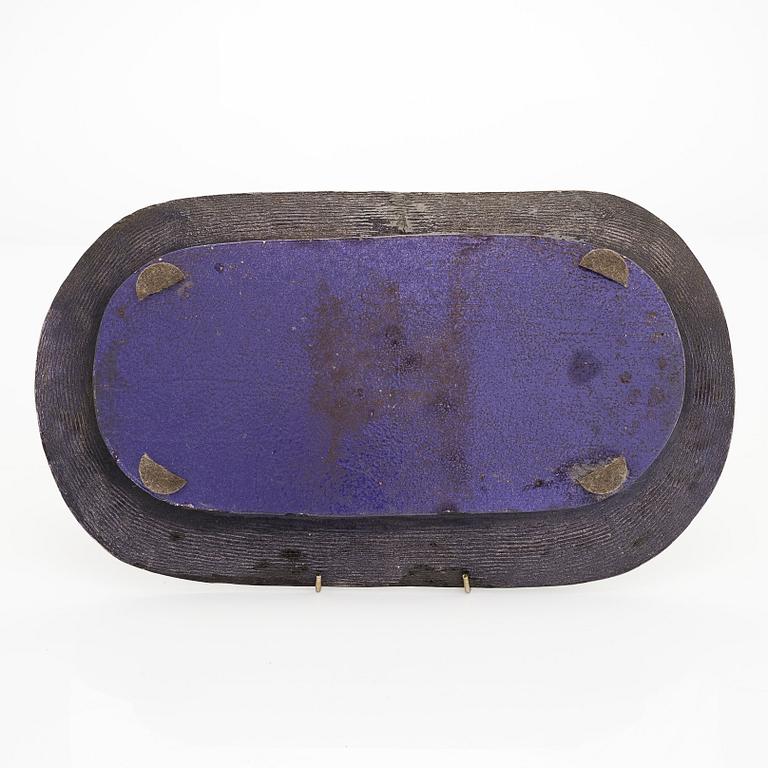 Birger Kaipiainen, a stoneware decorative dish signed Kaipiainen.