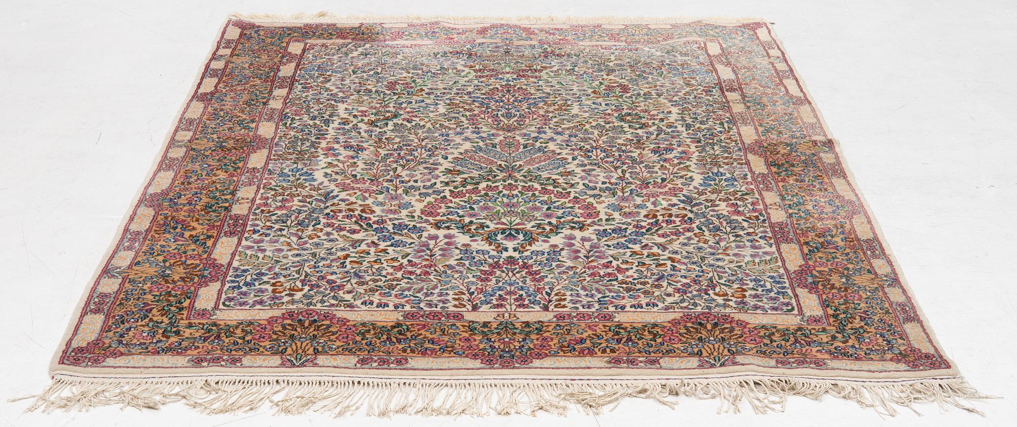 Carpet, Kirman, approx. 245x160 cm.