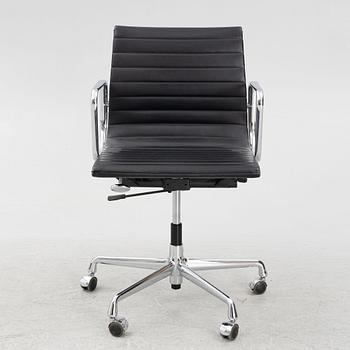 Charles & Ray Eames, office chair, "EA117" Vitra.