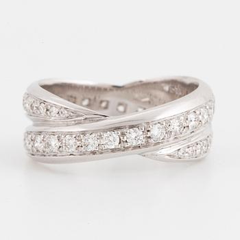 Briliant-cut diamond ring.