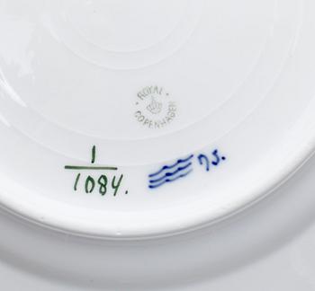 SERVISDELAR, 125 delar, porslin, "Musselmalet" Royal Copenhagen.