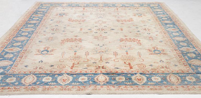 A Ziegler Design carpet, ca 365 x 260 cm.