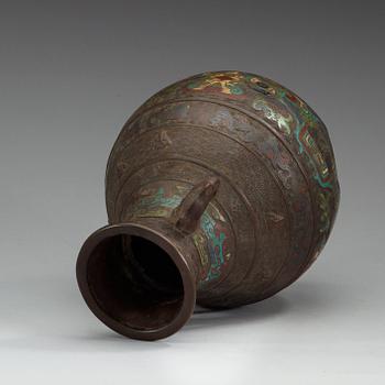 A Japanese bronze and champleve vase, Meiji (1868-1912).