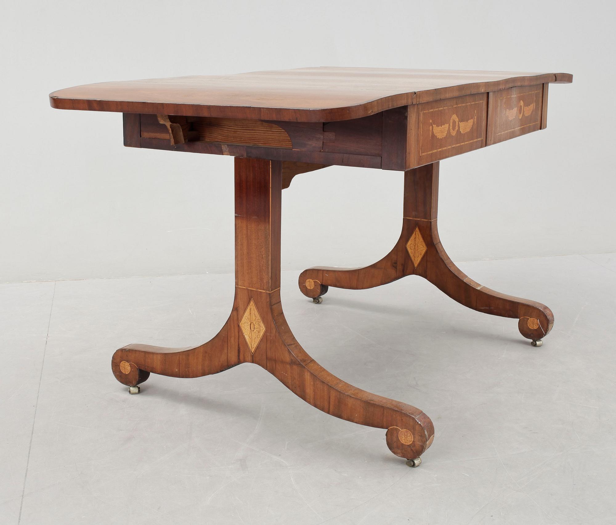 KLAFFBORD, empire, 1800-tal.