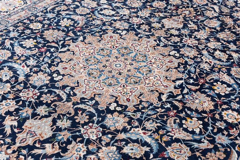 Carpet, Nain, approx. 440 x 310 cm.
