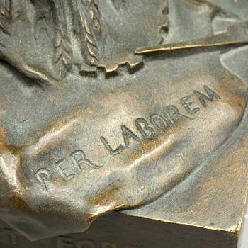 Émile Louis Picault, sculpture "Per laborem".