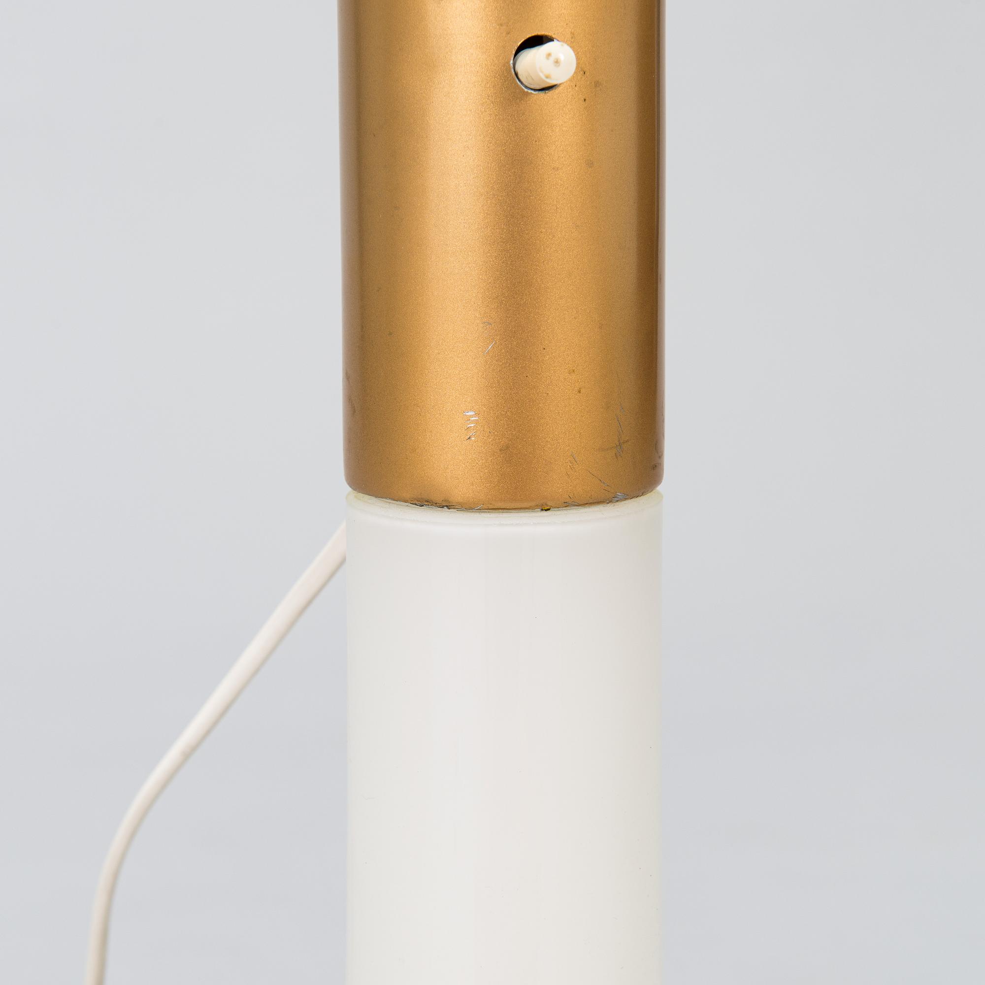 Lisa Johansson-Pape, pöytävalaisinpari, malli 46-017, Stockmann Orno 1900-luvun loppu.