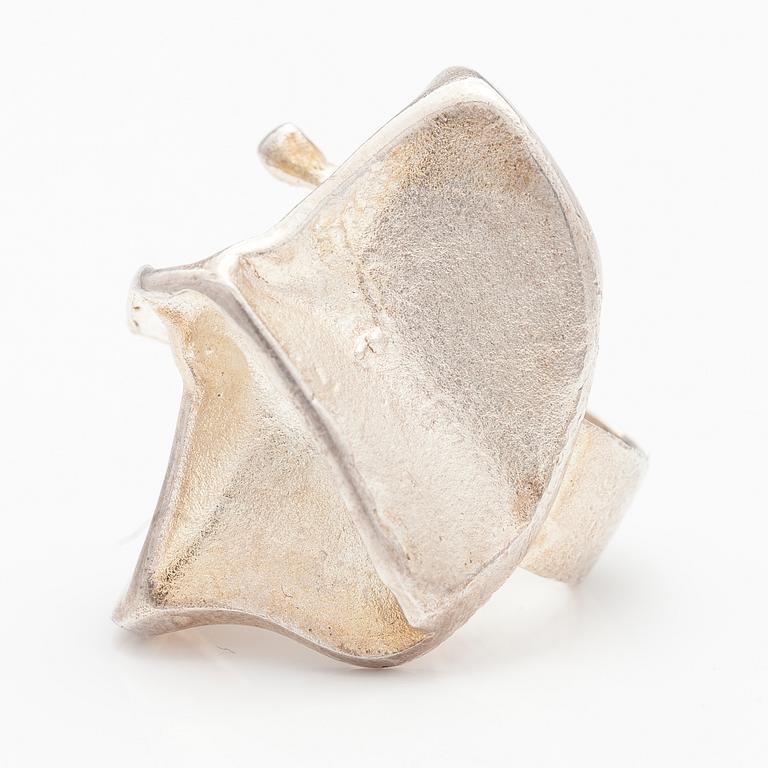 BJÖRN WECKSTRÖM, SORMUS "Magmassa", sterlinghopeaa. Lapponia 1969.