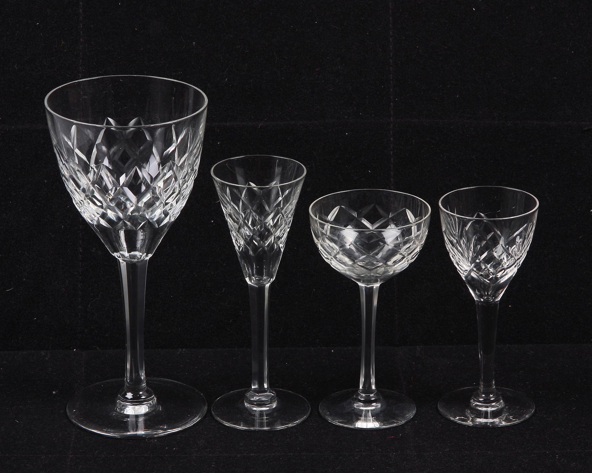 GLASSERVISDELAR, 34 st.