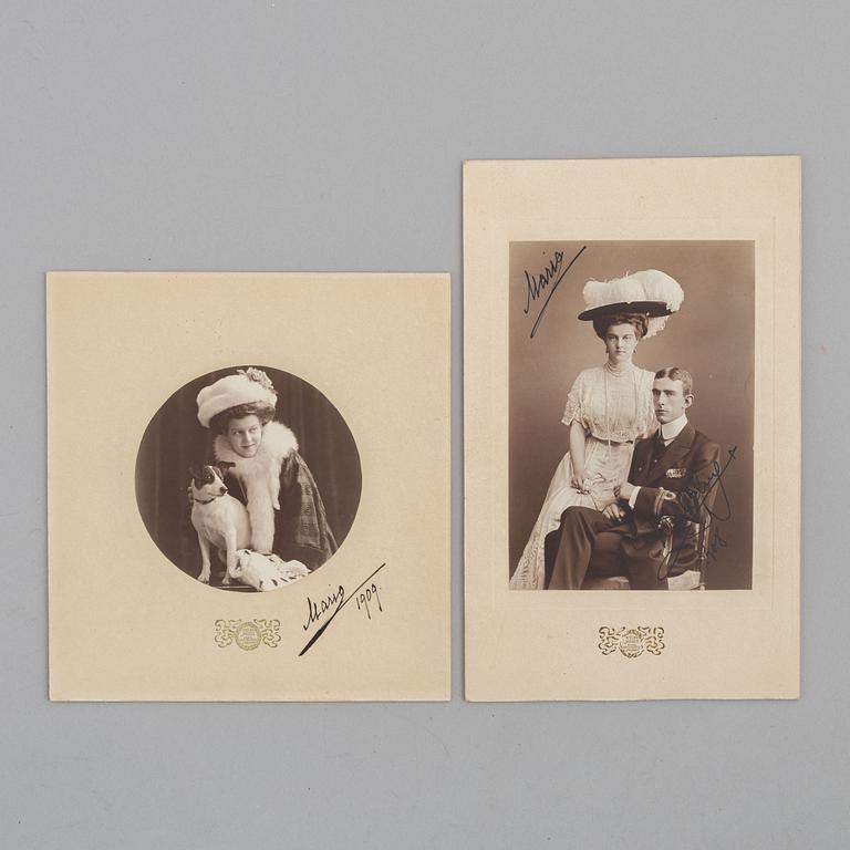 Royal photographs, 2 pieces, personally signed by Prince Wilhelm and Princess Maria, dated 1908 and -09 respectively.