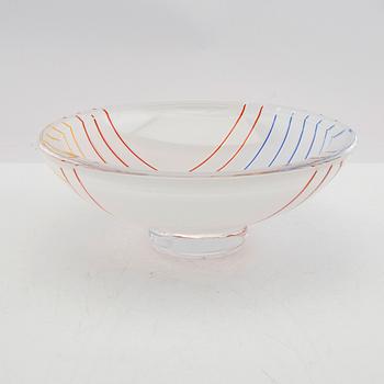 Berit Johansson, bowl signed and dated Orrefors 1983.