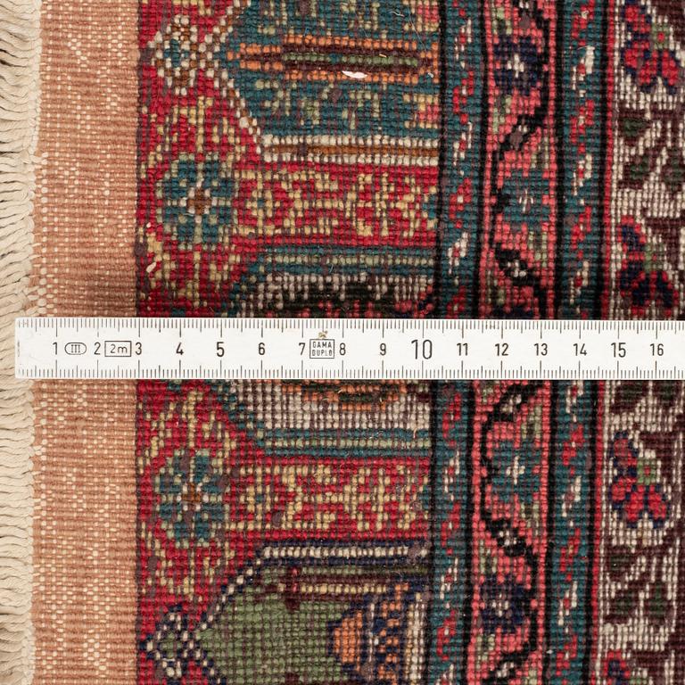 Matto, a runner, an old Anatolian saf, ca 228 x 83,5-85,5 cm (as well as 1,5-2,5 cm flat wave at the ends).