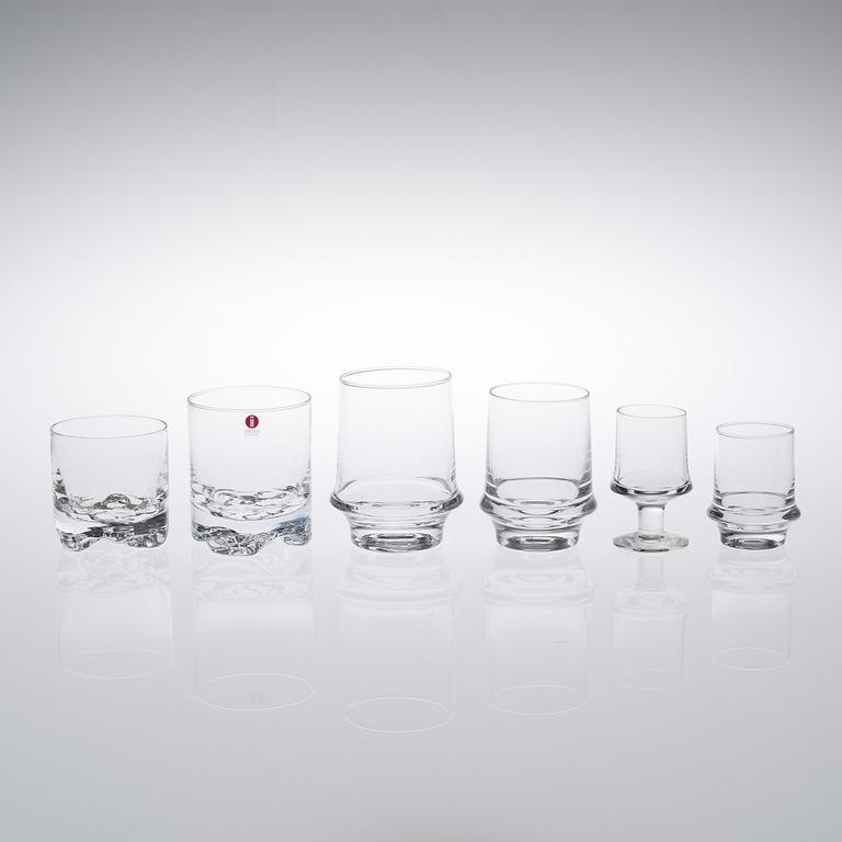 TAPIO WIRKKALA, GLASSERVISDELAR, "Gaissa" 7 st, och "Milano/Marski" 16 st. Iittala.