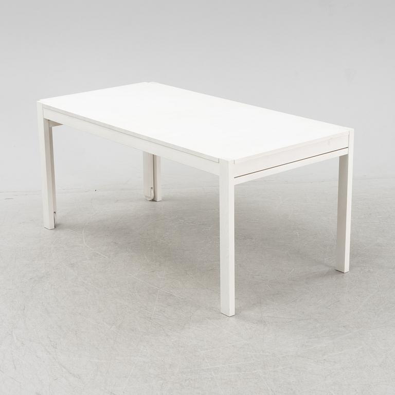 Kerstin Olby, a set of 6 'Lin' chairs and a 'No Limit' dining table, 21st Century.