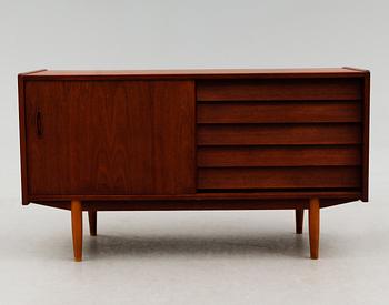 SIDEBOARD, "Trio", Nils Jonsson, Troeds, 1900-talets andra hälft.