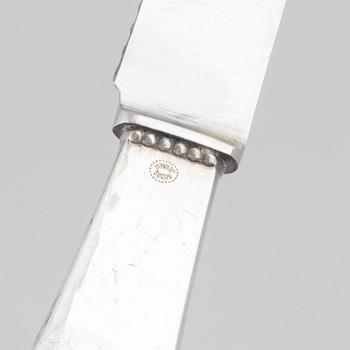 Georg Jensen, cheese slicer and cheese knife, silver, model Kugle/Beaded.