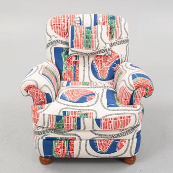 Josef Frank, a model 336 armchair, Firma Svenskt Tenn.