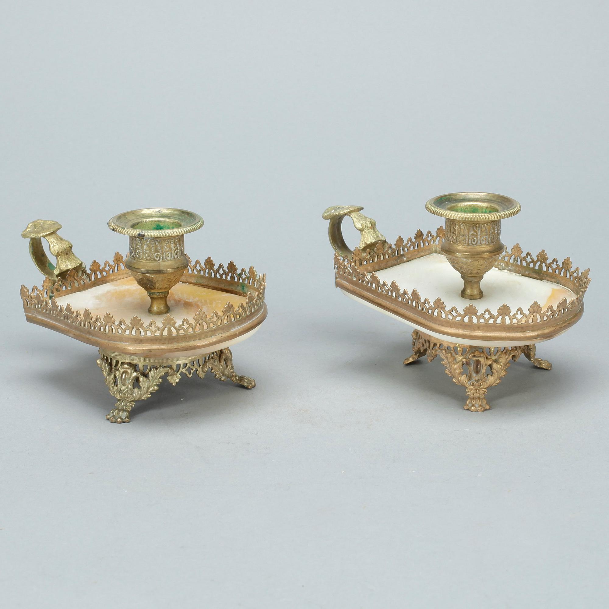 NATTLJUSSTAKAR, ett par, empire, 1800-tal.