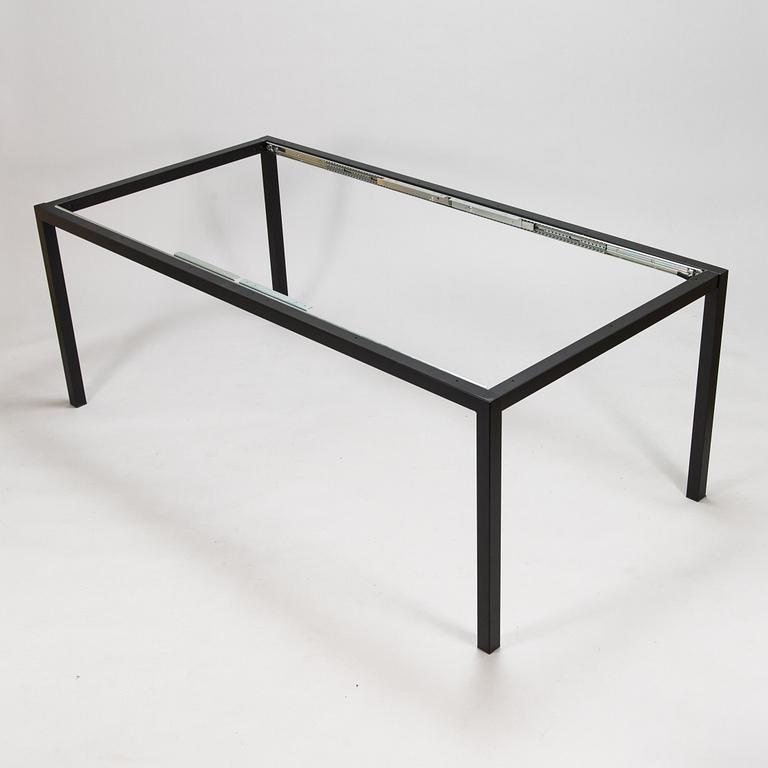Matbord samt stolar, 10 st, "Menton" för BoConcept 2010-tal.