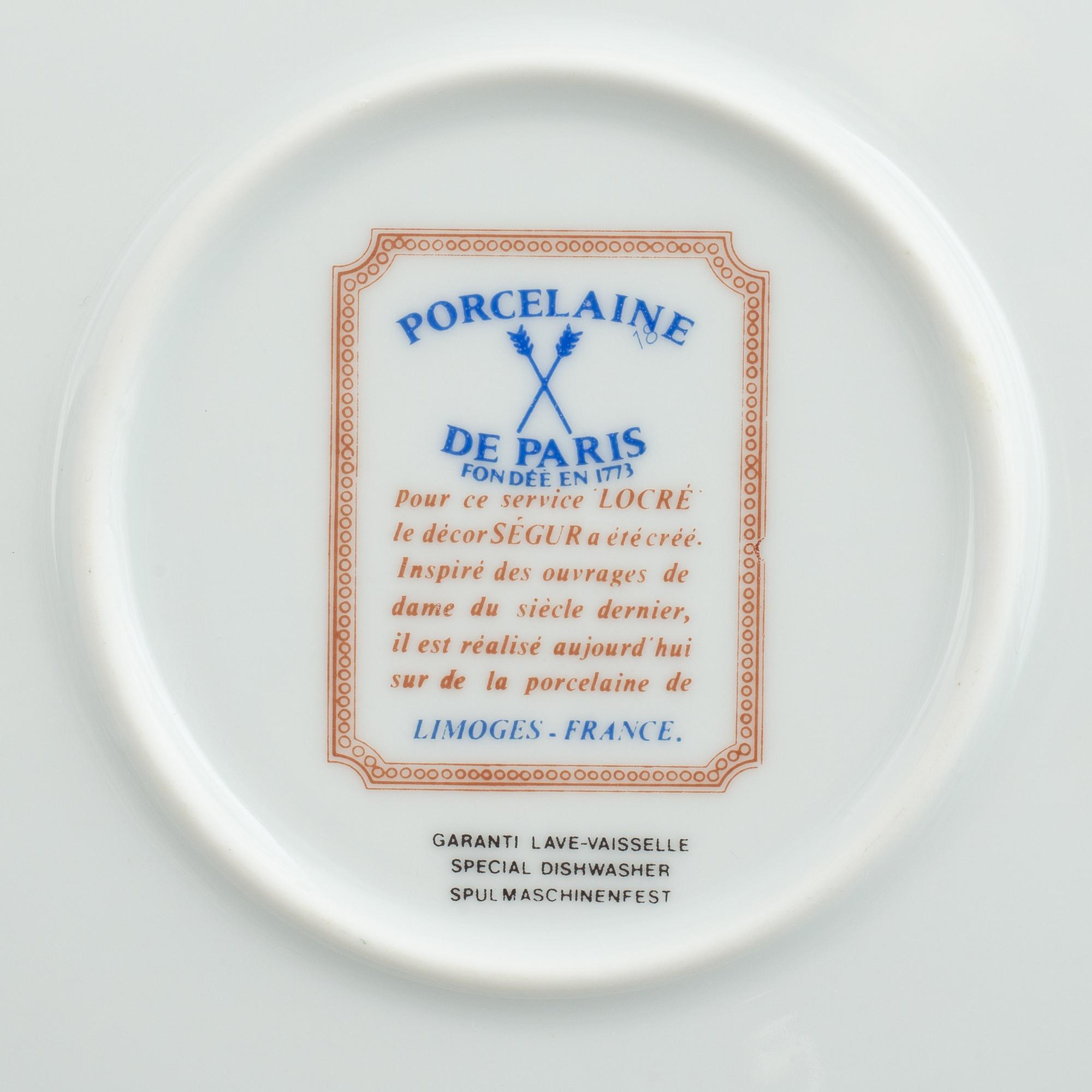 Mat-, kaffe- och teservis, 67 delar, Porcelaine de Paris, Frankrike, sent 1900-tal.
