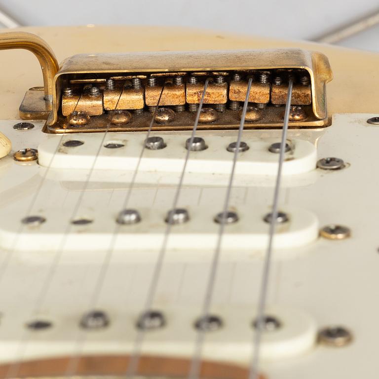 Fender, "Stratocaster", "Custom Relic", "CS50", electric guitar, 1997, USA.