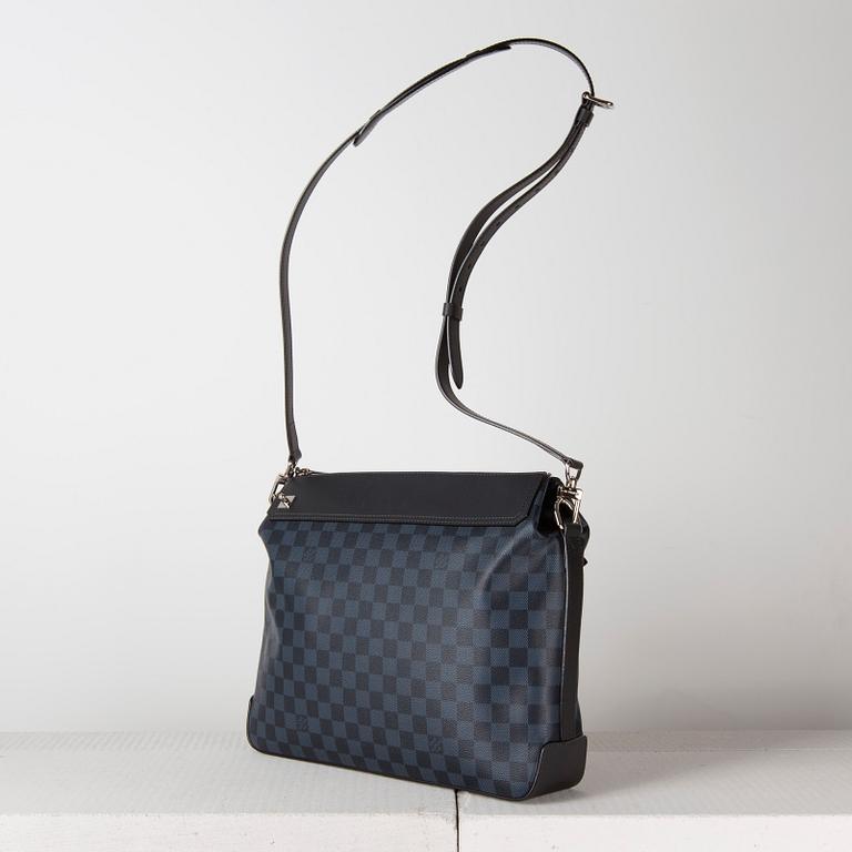 VÄSKA, "Messenger Greenwich", Louis Vuitton.