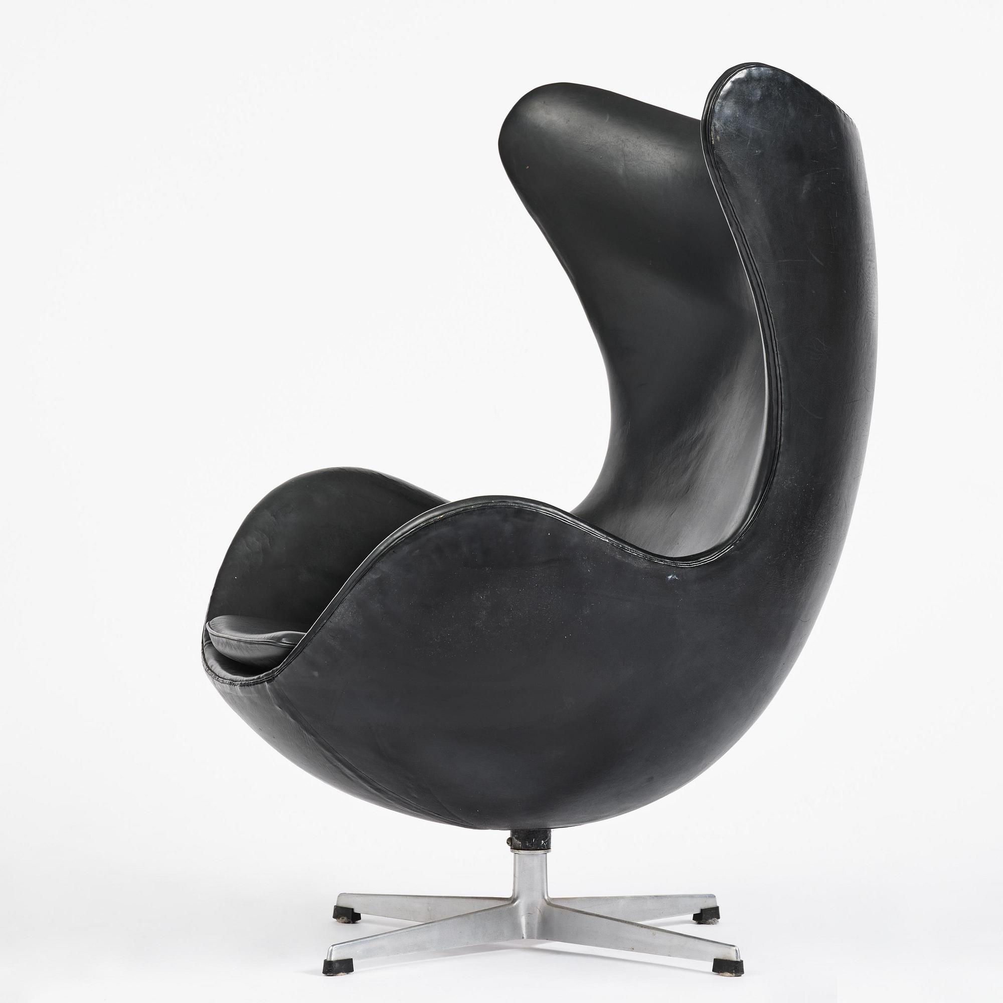 Arne Jacobsen, an "Egg" armchair, Fritz Hansen, Denmark, 1964.