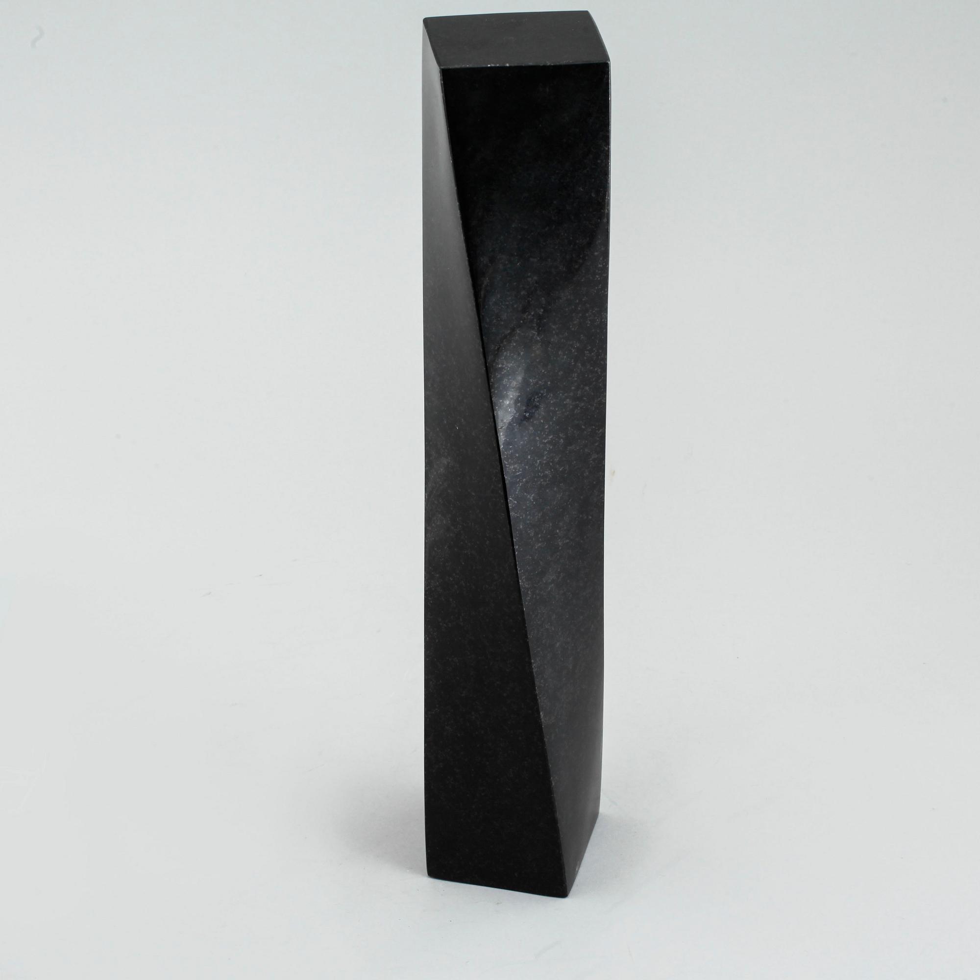 PÅL SVENSSON, a stone sculpture, signed and dated 01.