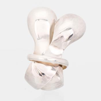 PAULA HÄIVÄOJA, RING, silver. Helsingfors 1970.